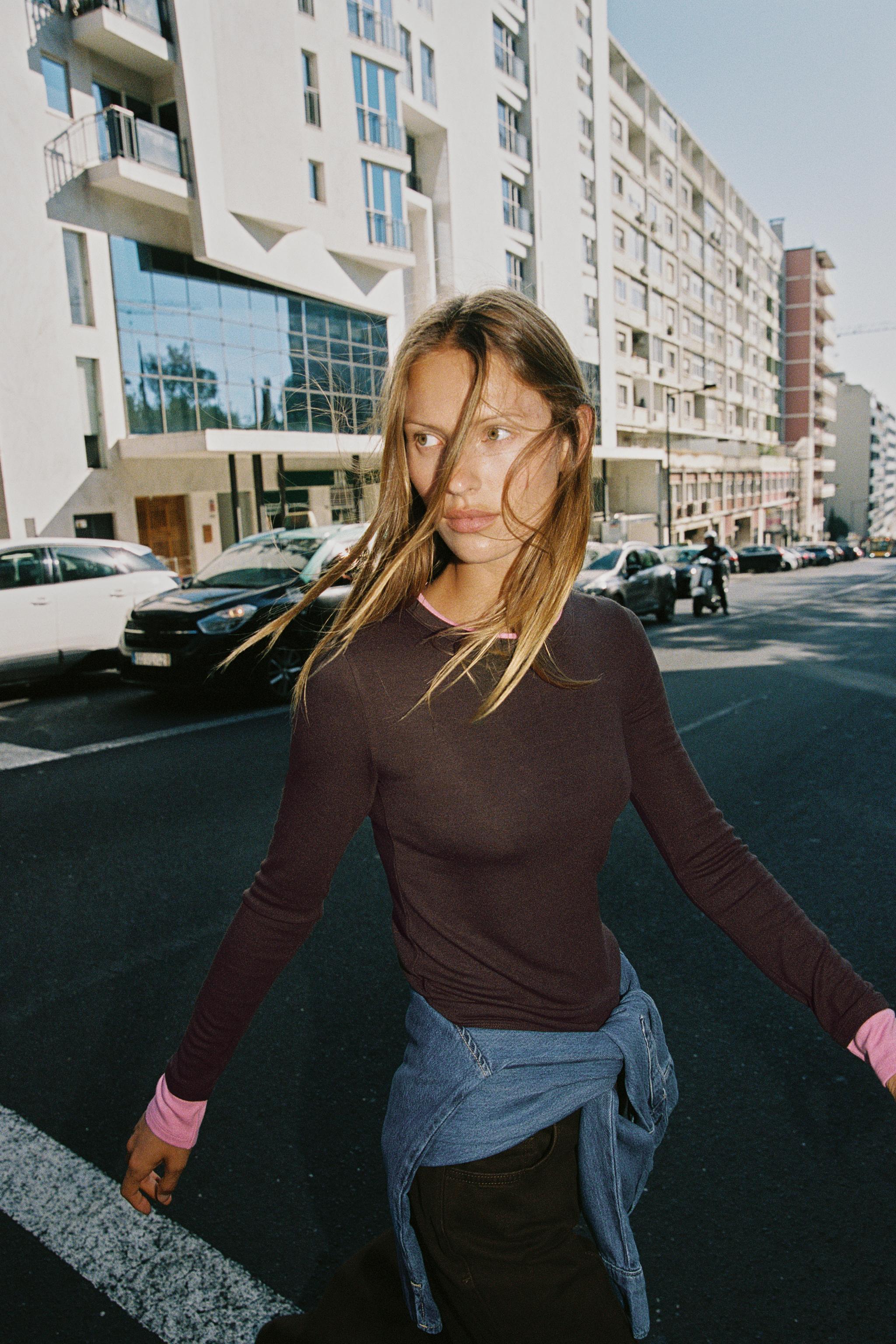 DOUBLE CONTRAST T-SHIRT